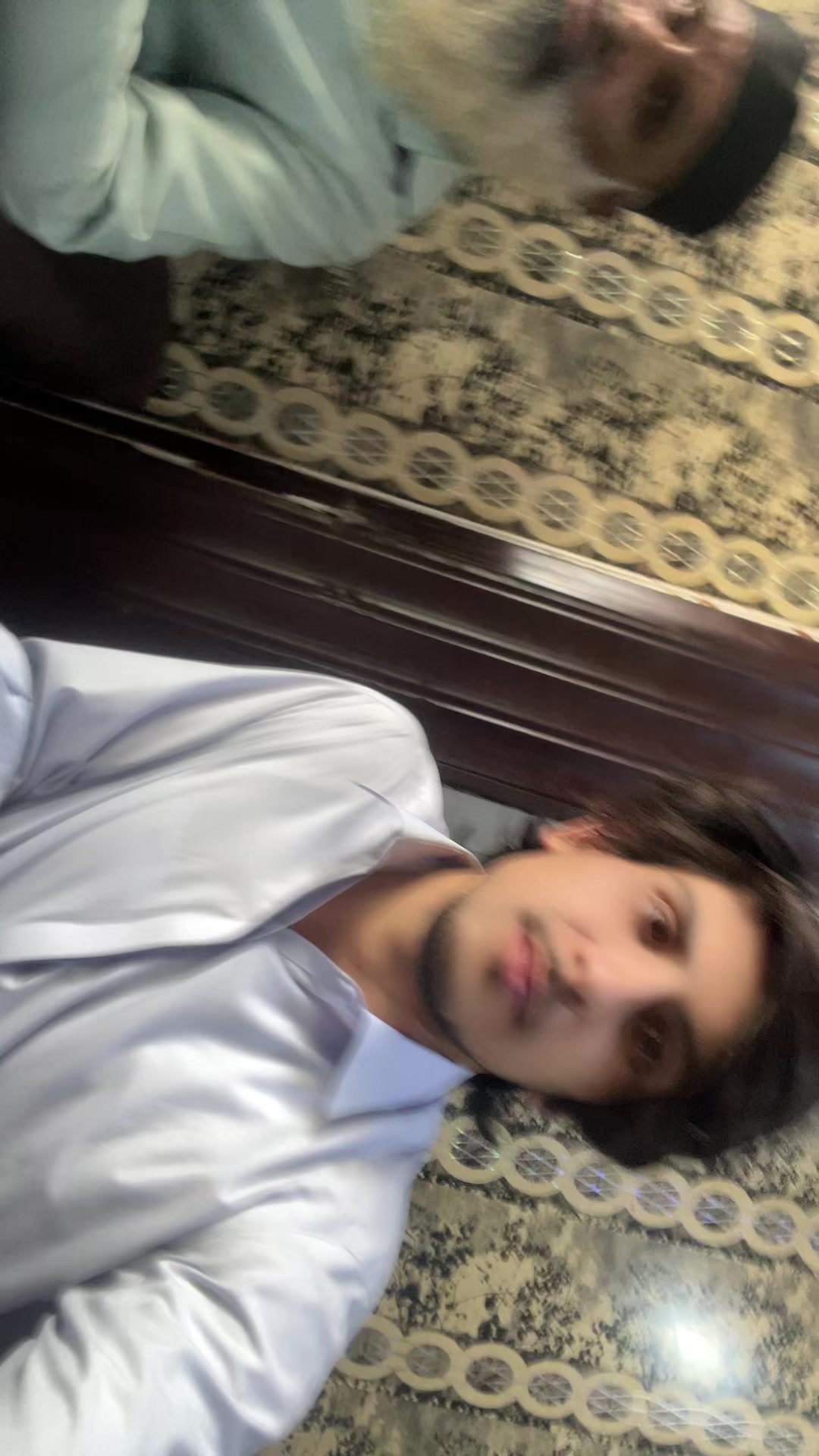 @Desi_boyz10