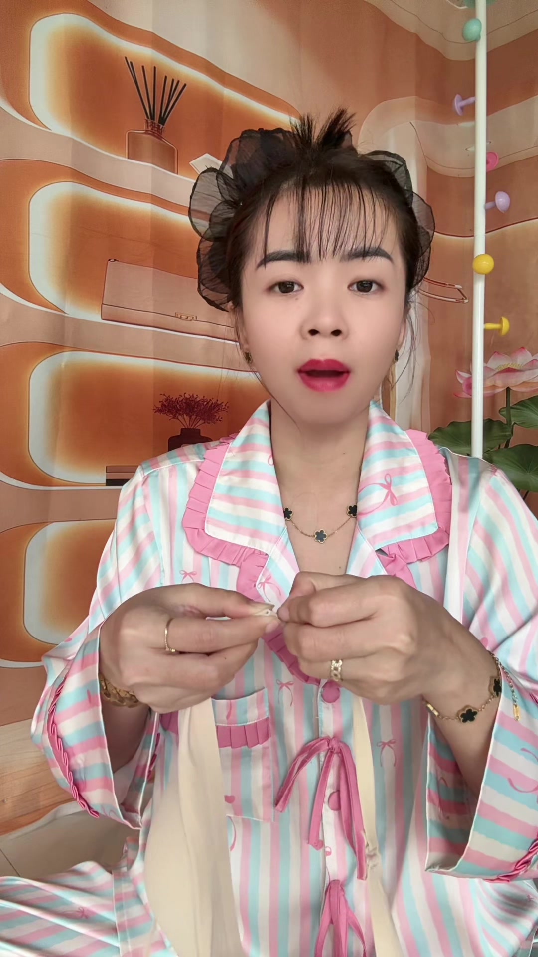 @Em Cẩm Nè