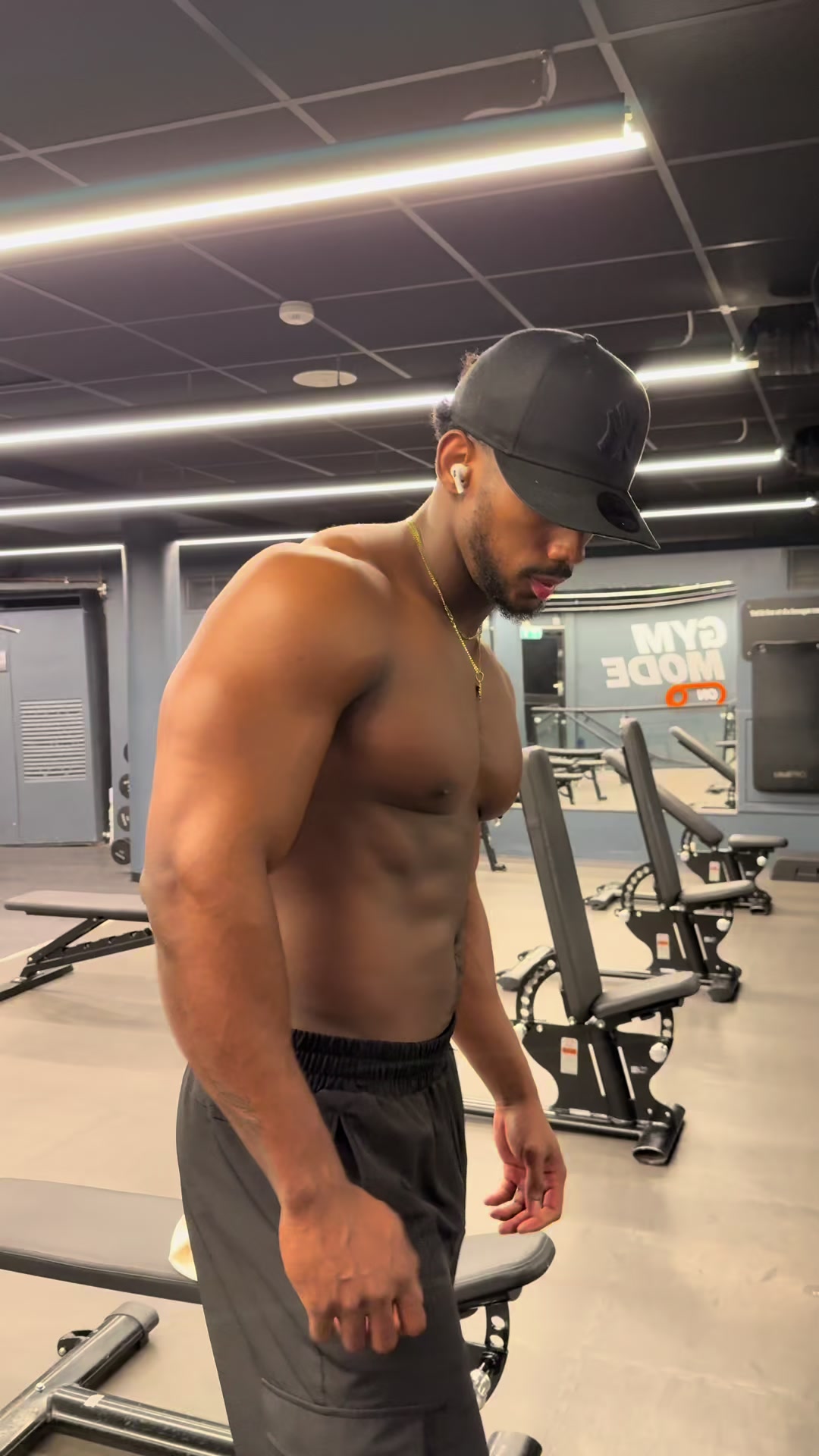 @Mikael Ángeles