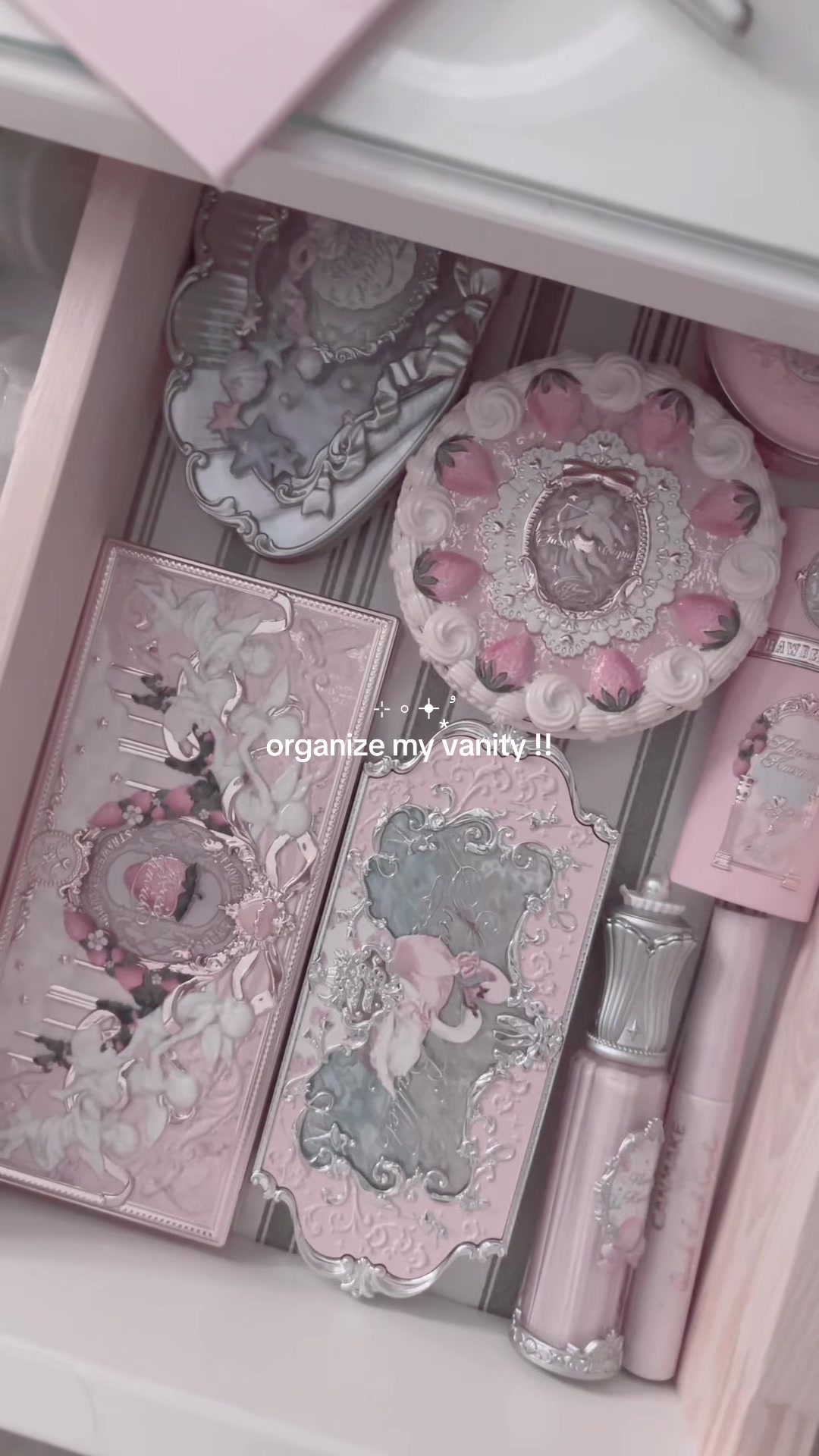@salma🪽*.❅