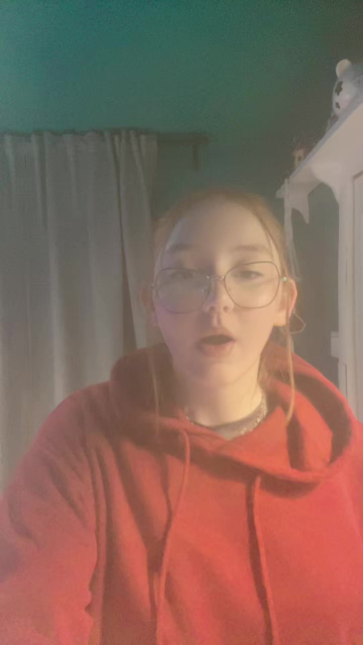 @alykev3