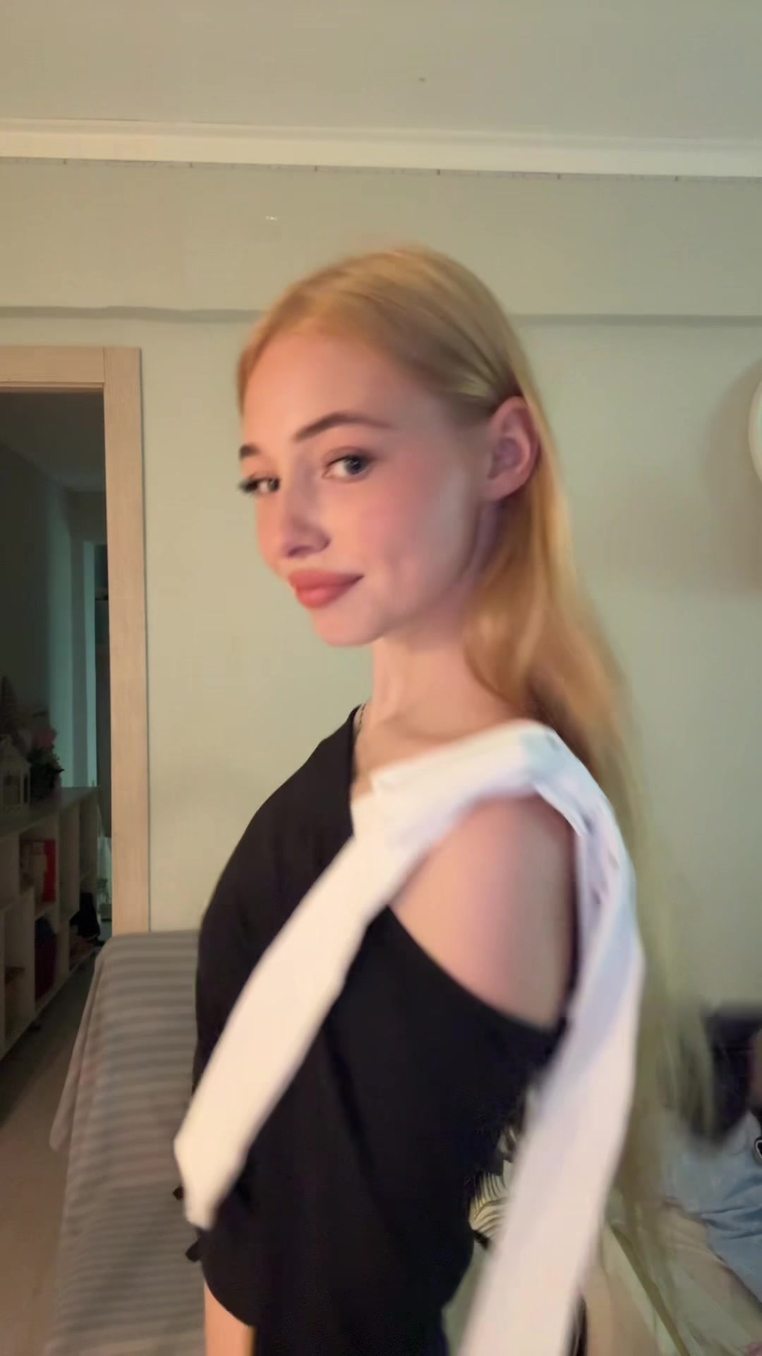 @викусик🌷