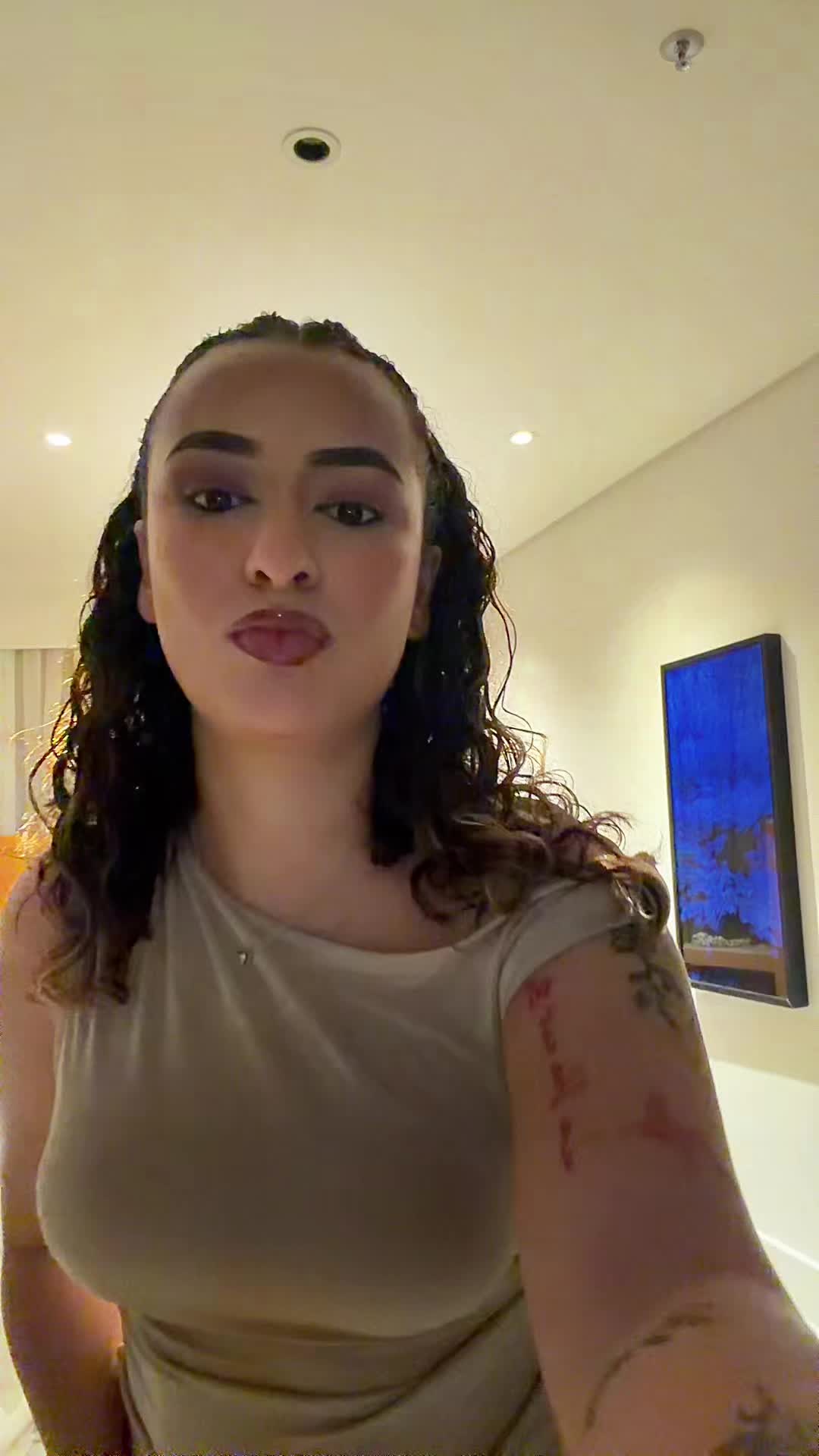 @أميس🧞♀️