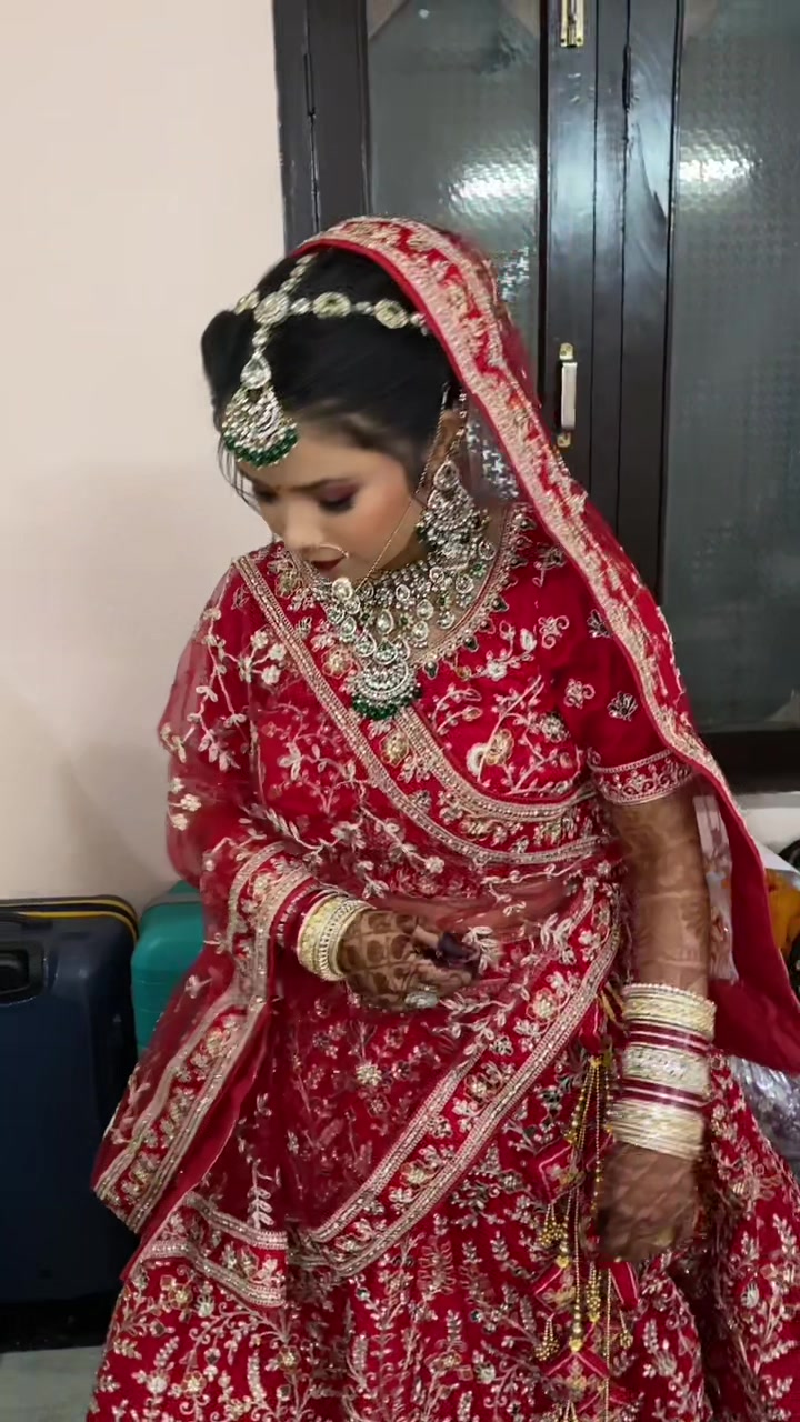 @Aishwarya Beauty parlour kly
