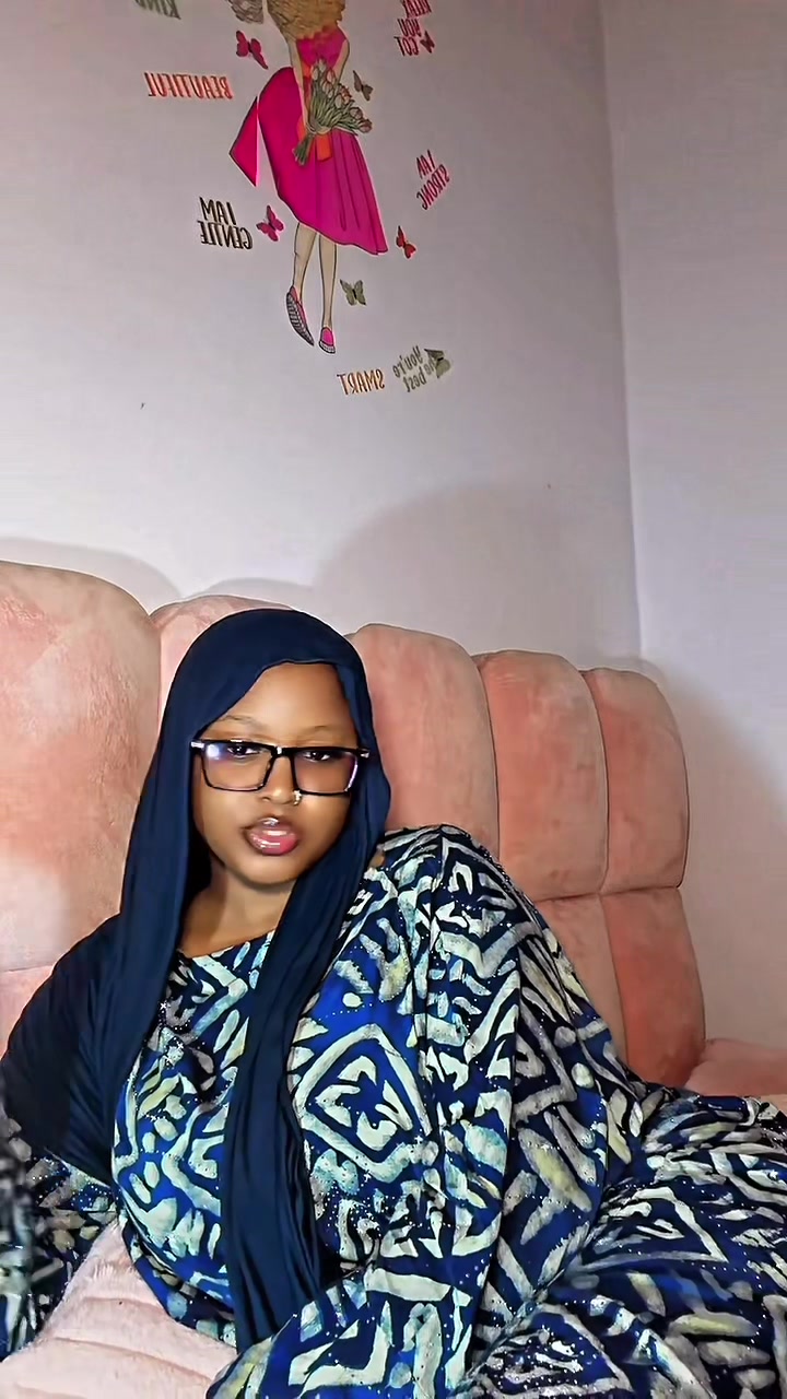 @𝖀𝖒𝖒𝖊𝖊𝖙𝖆𝖍🌸💋