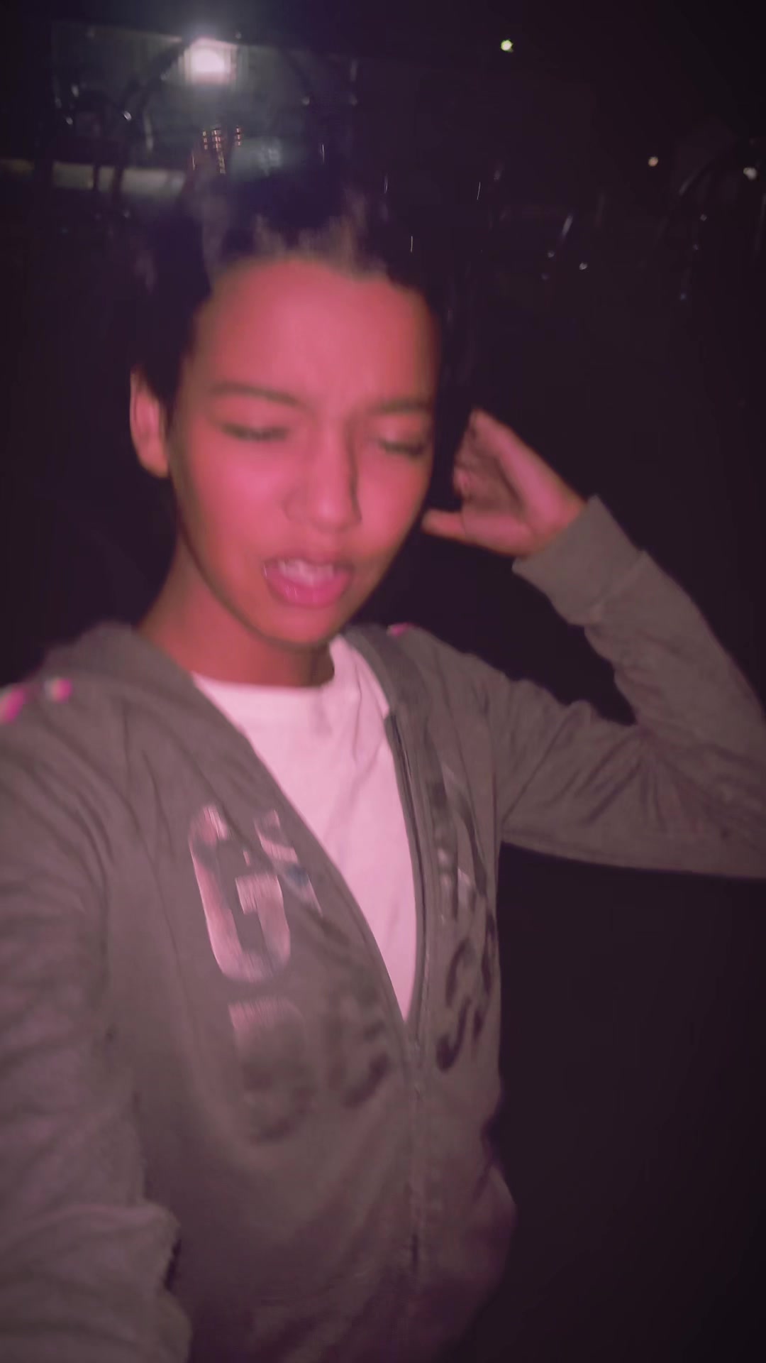 @Azyah W