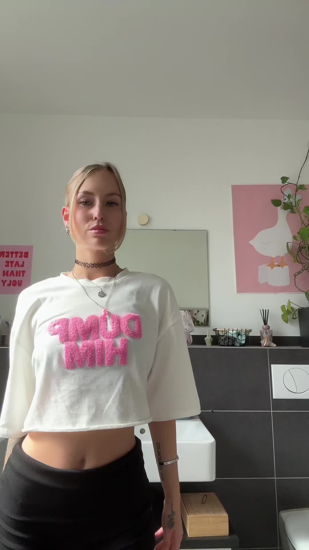 @Leonie