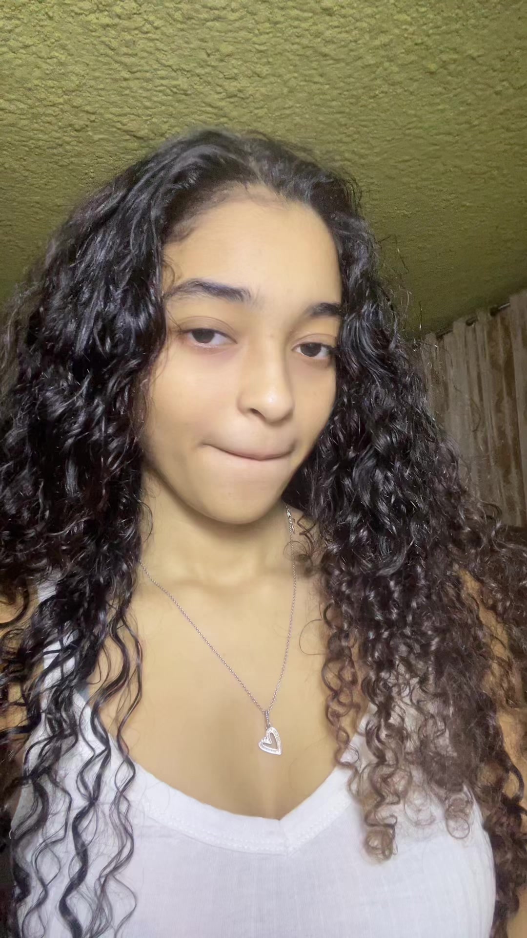 @Anika_idriss