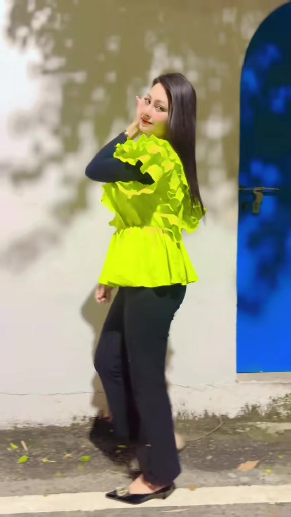 @🦋Moon Mehraj👸🦋