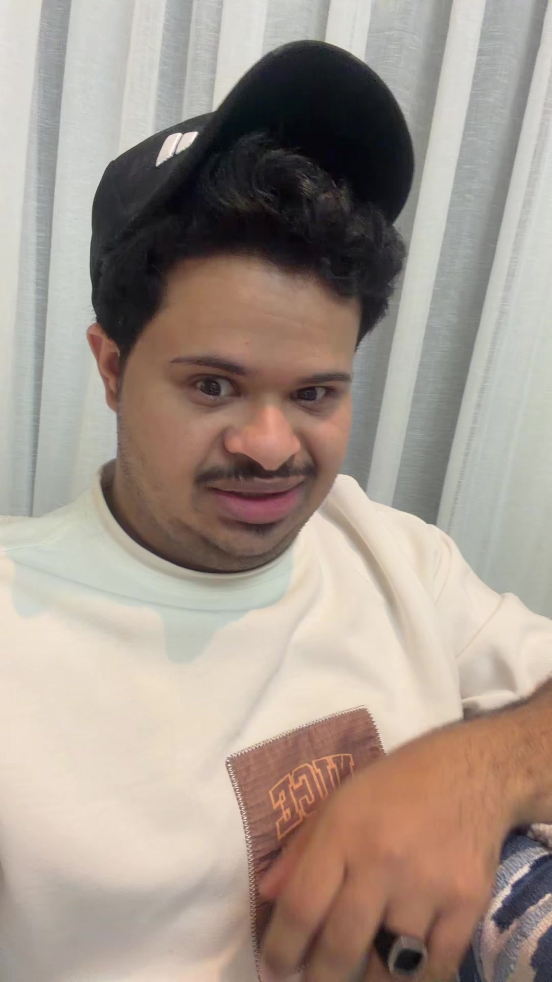 @حسين البارقي