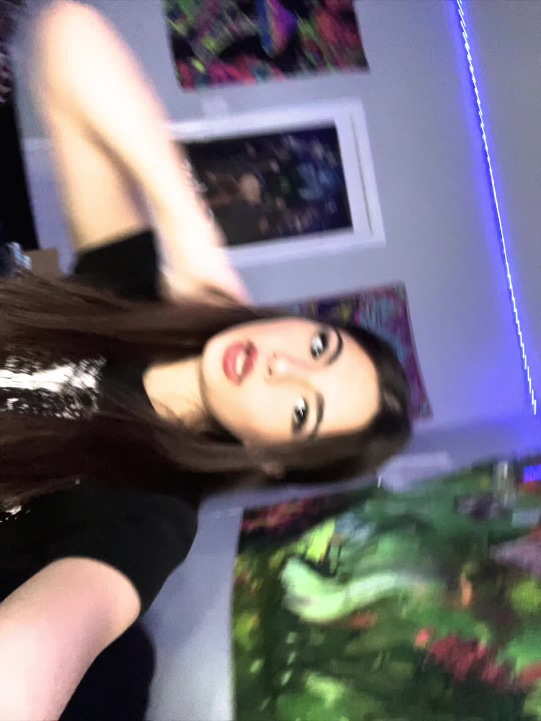 @frvr.m4dz💋💗