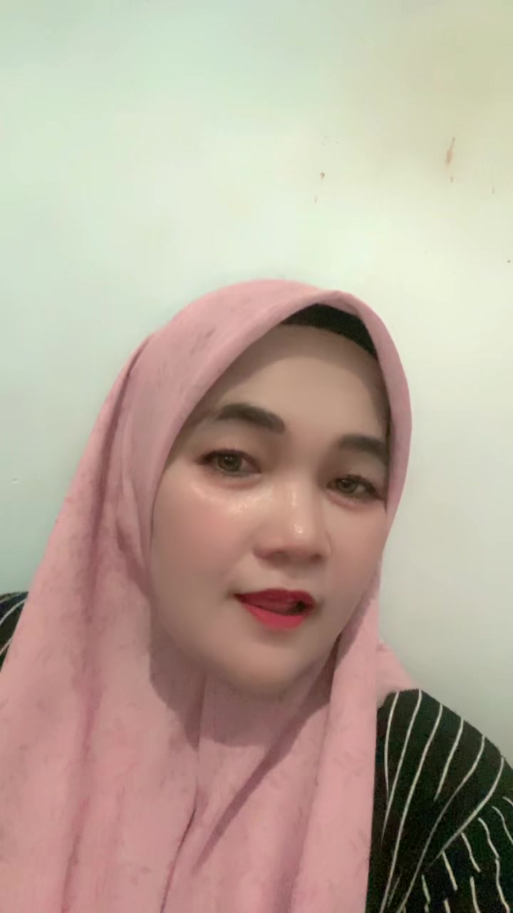 @Luna Mariska252