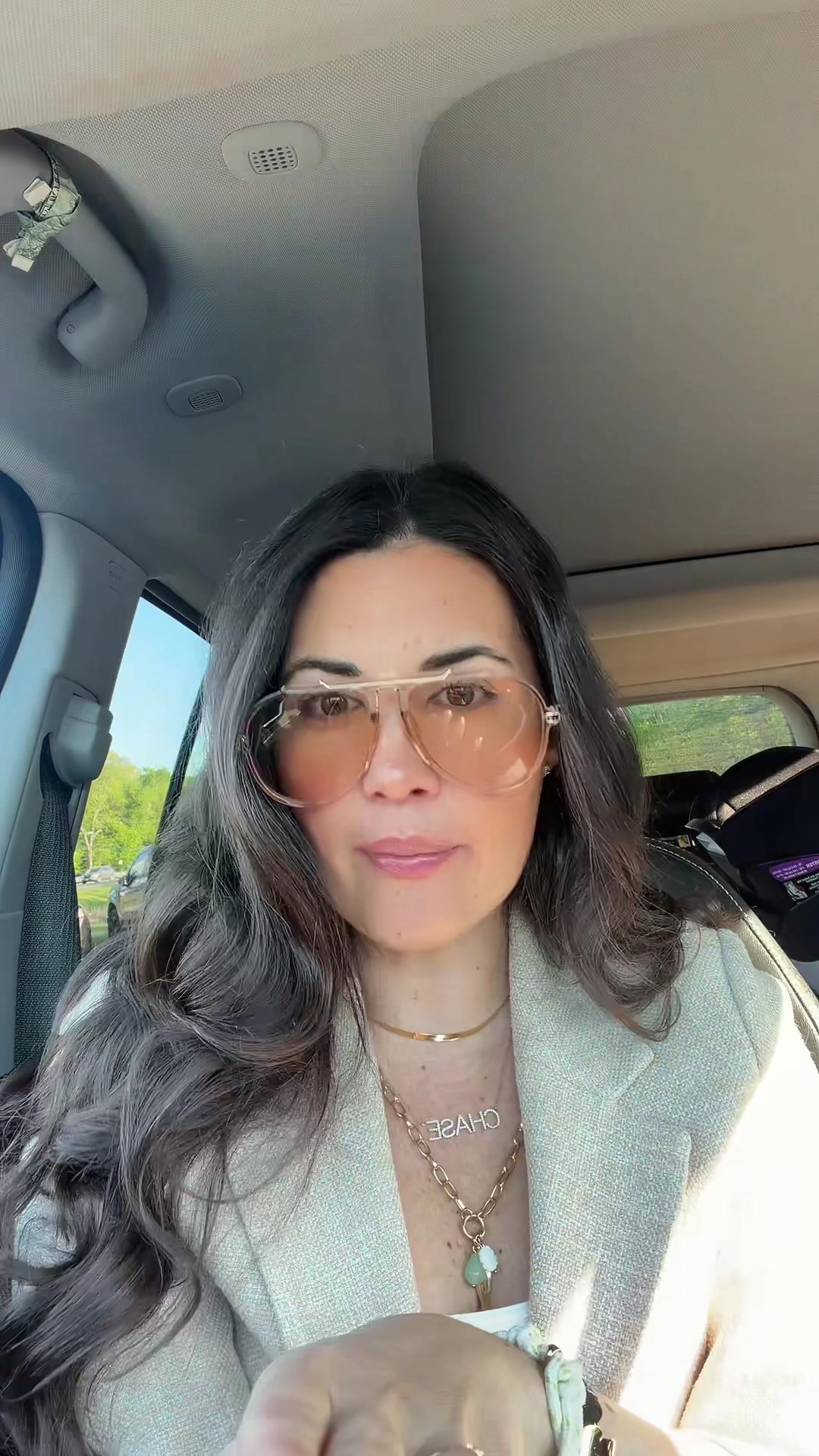 @nawny | beige mama