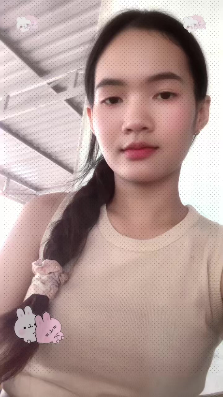 @លី៚ នីន