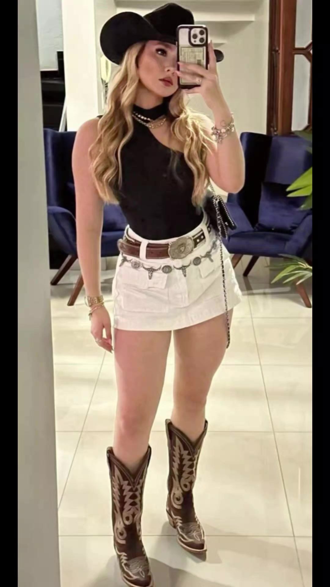@Hermosilla