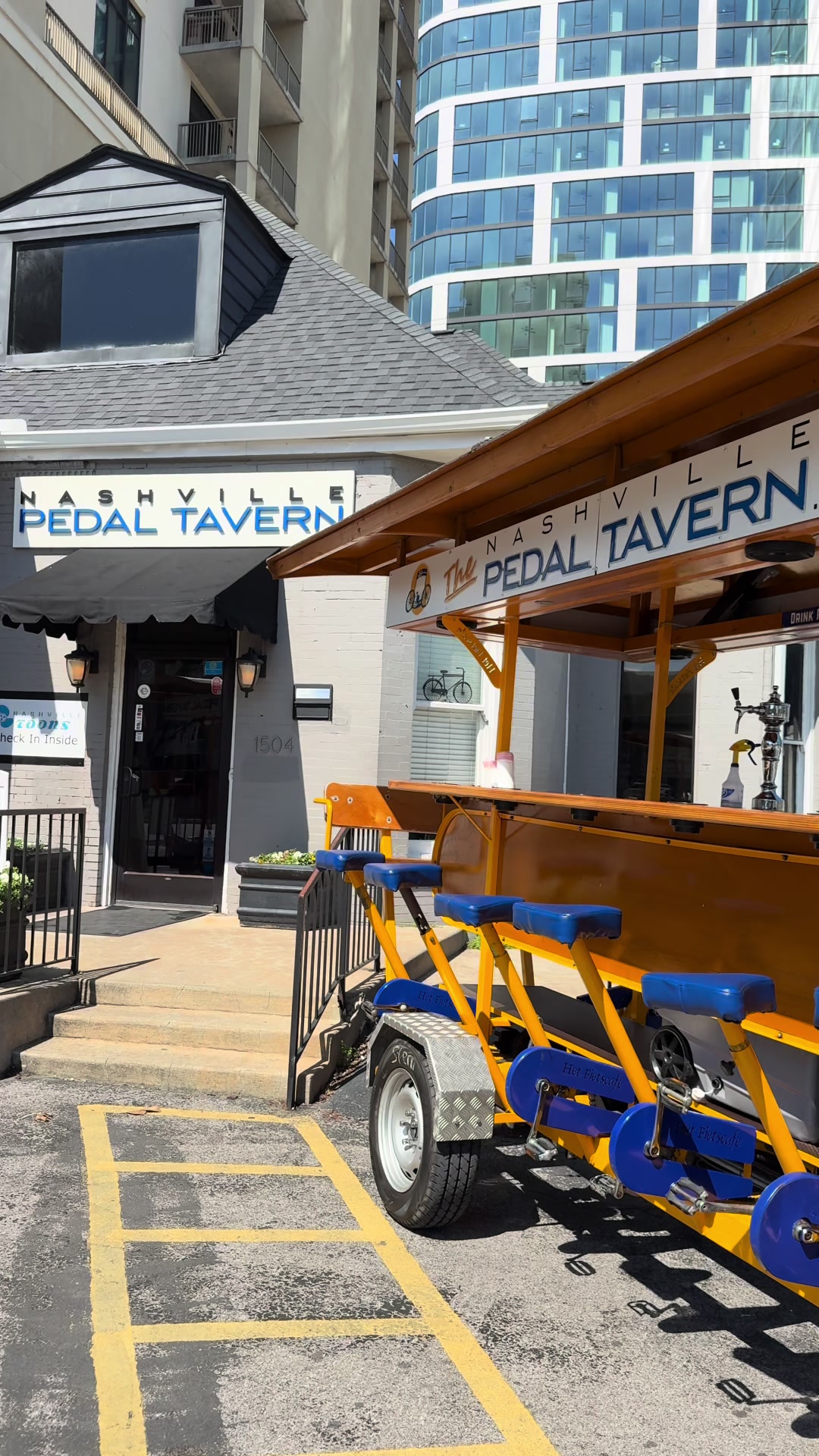 @Nashville Pedal Tavern