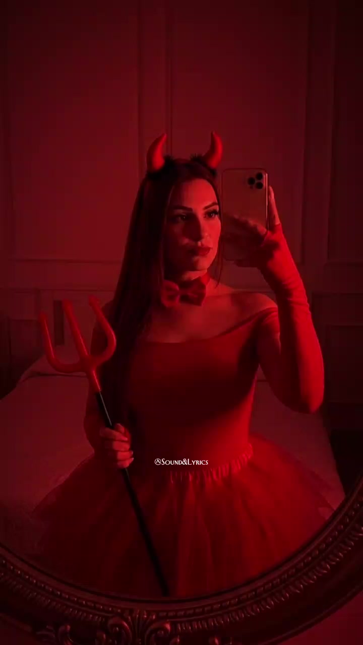 @PRISCILA LEÃO👑🦁🔥