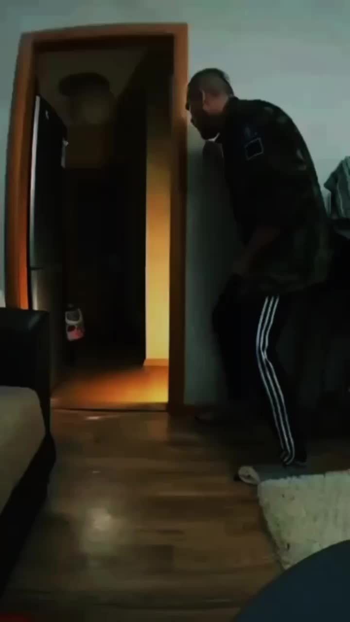 @WANNA SEE SOMETHING FUNNY