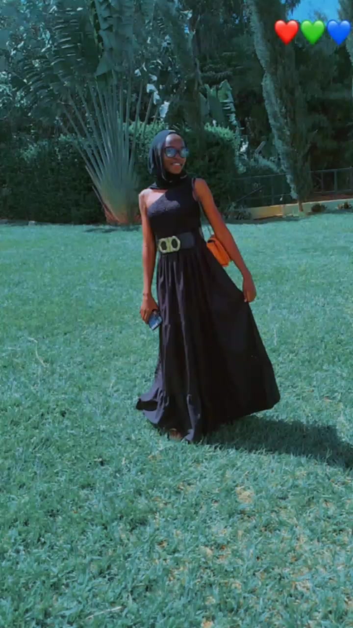 @Tess🖤254