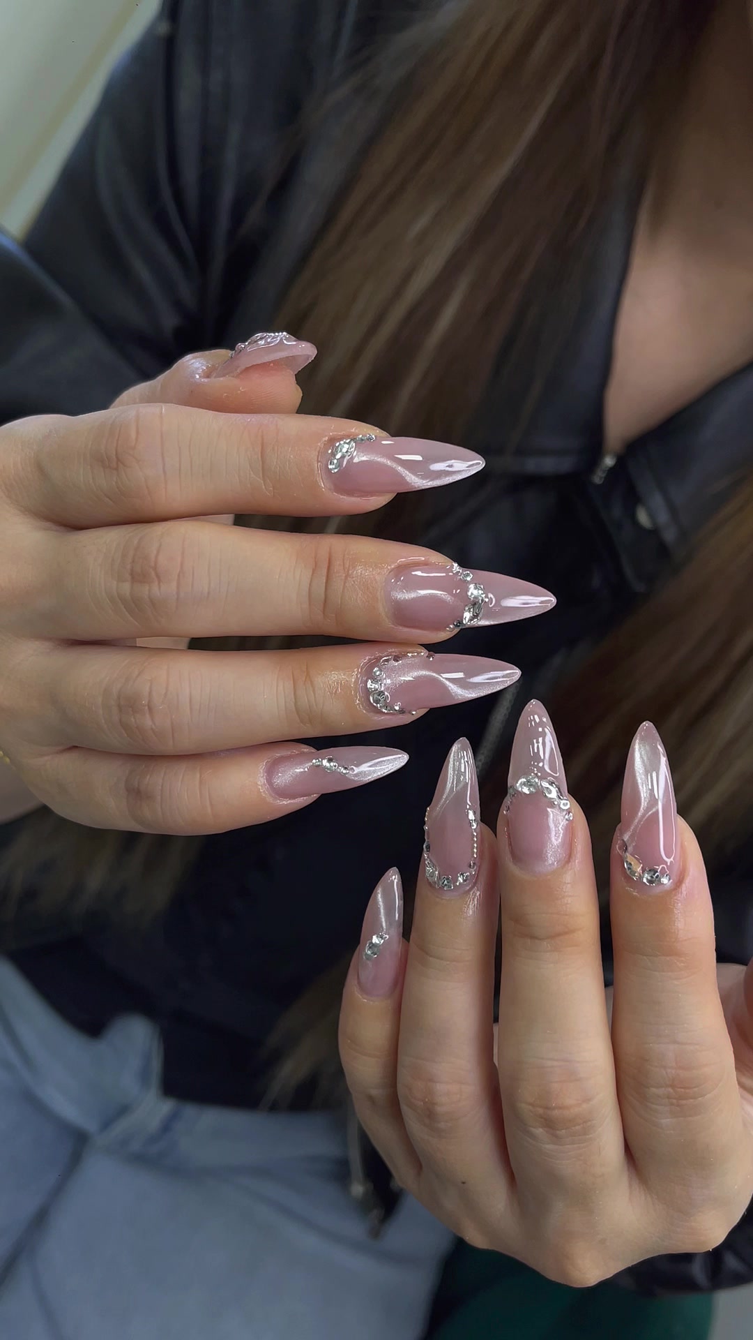 @Kim JJ / GelX - Nail Tech 🎀