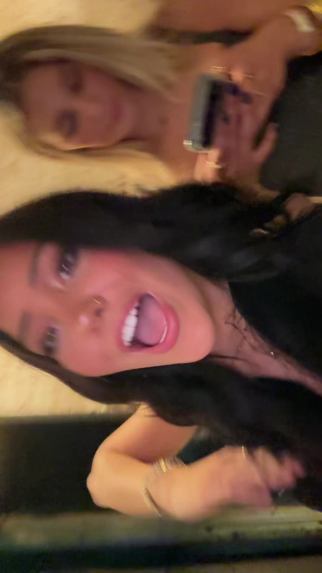 @🧌