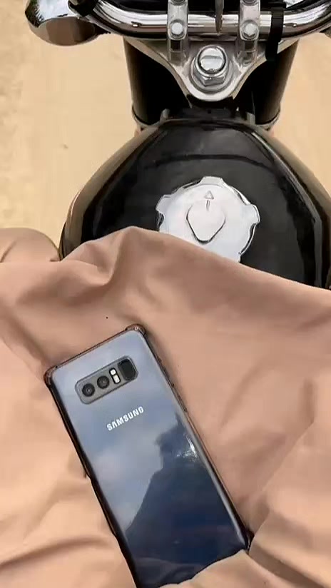 @Friend Brand 😋سیف کمبوہ💖