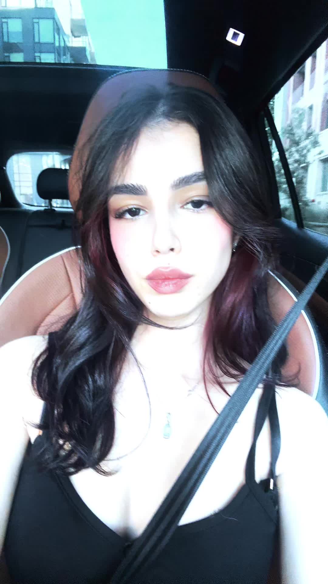 @Itslilith