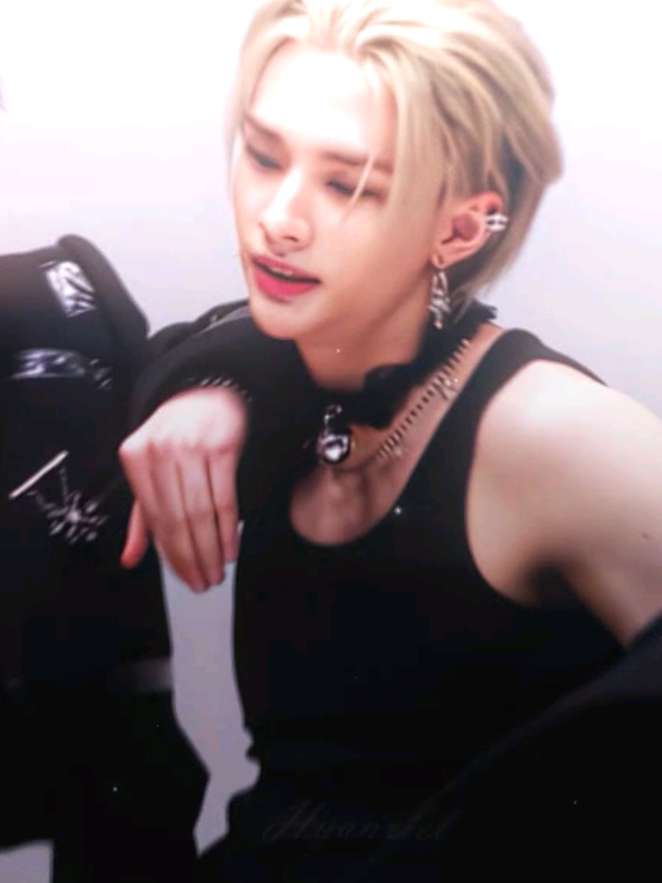 @hyunxiel