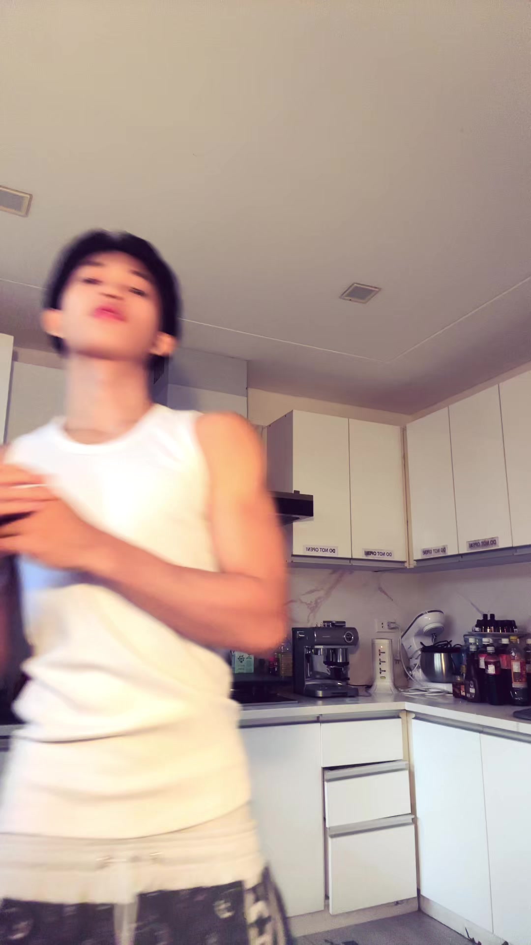 @AKX3.