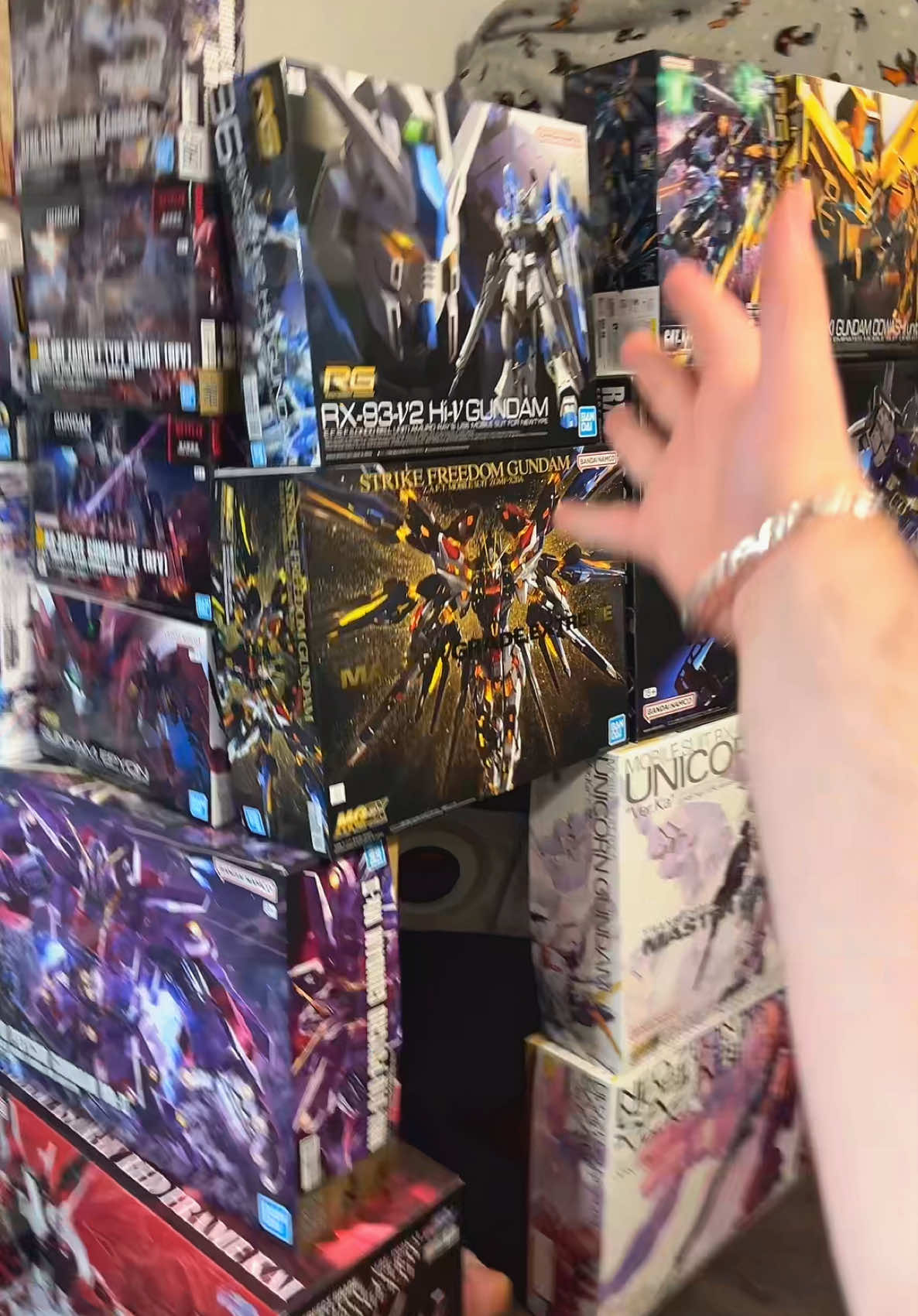 @Electro_Gunpla