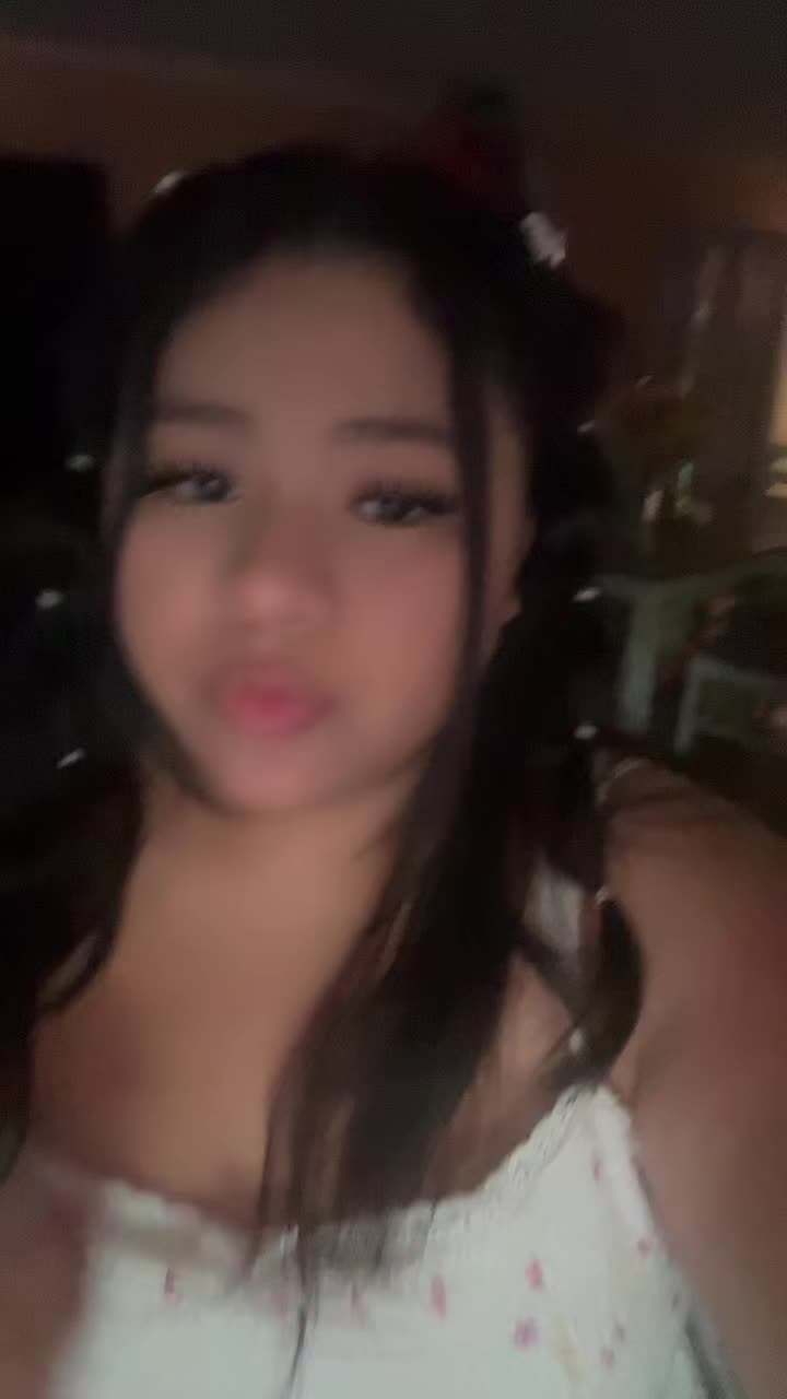 @Emi melanie