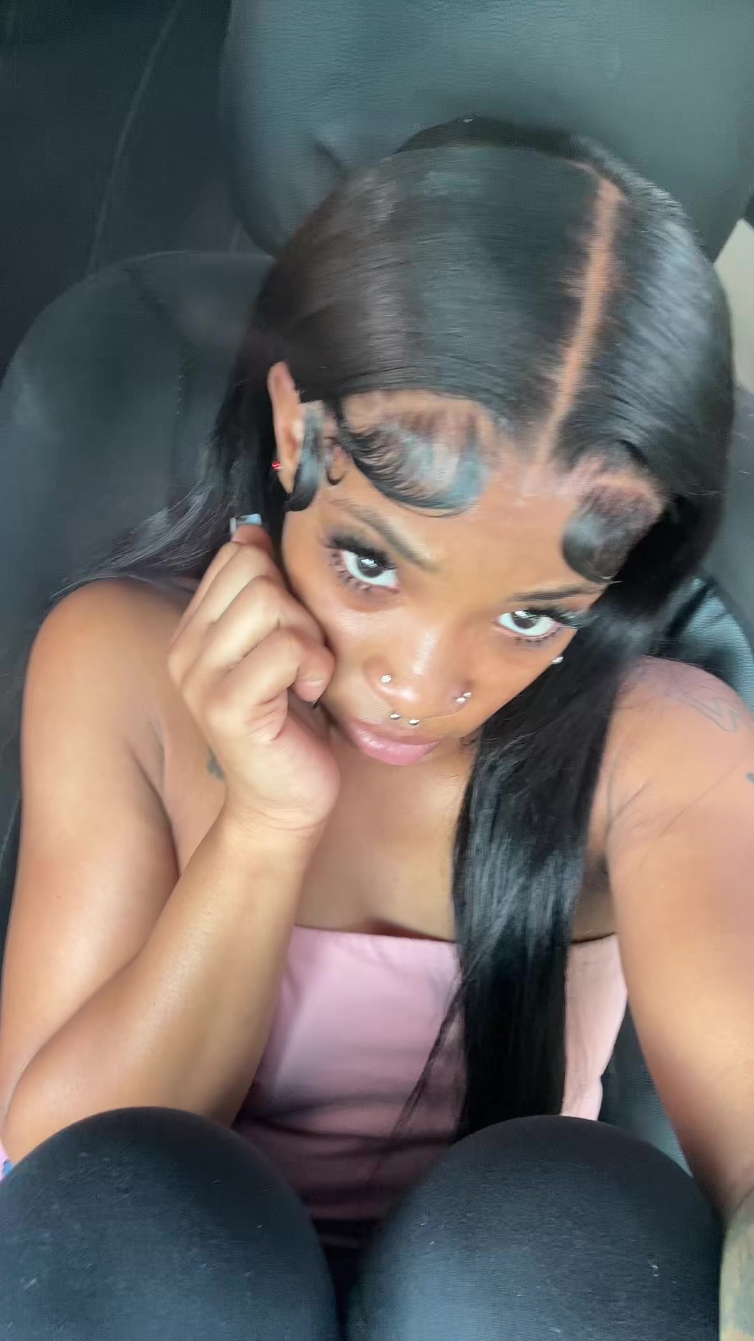 @👩🏽&zwj;❤️&zwj;💋&zwj;👩🏽