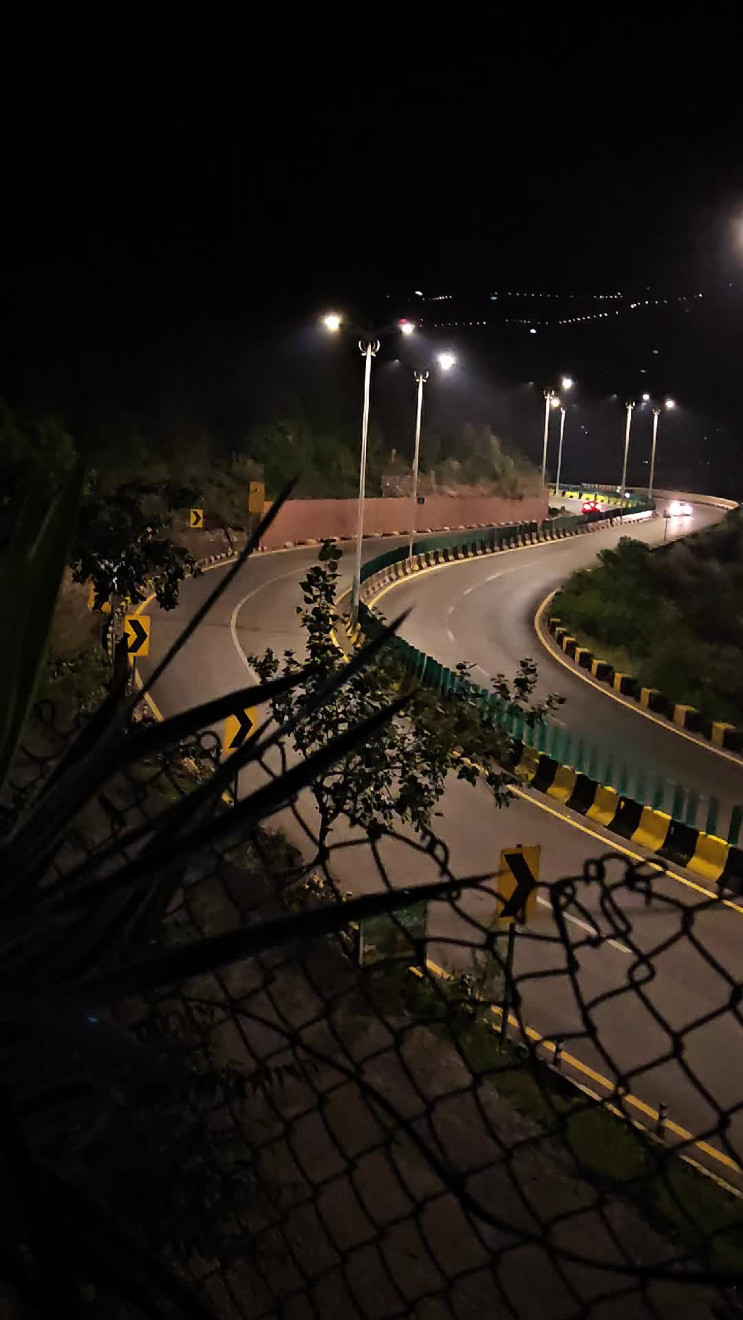 @ₒᵣdᵢₙₐᵣy⛰️ₜᵣₐᵥₑₗₗₑᵣ