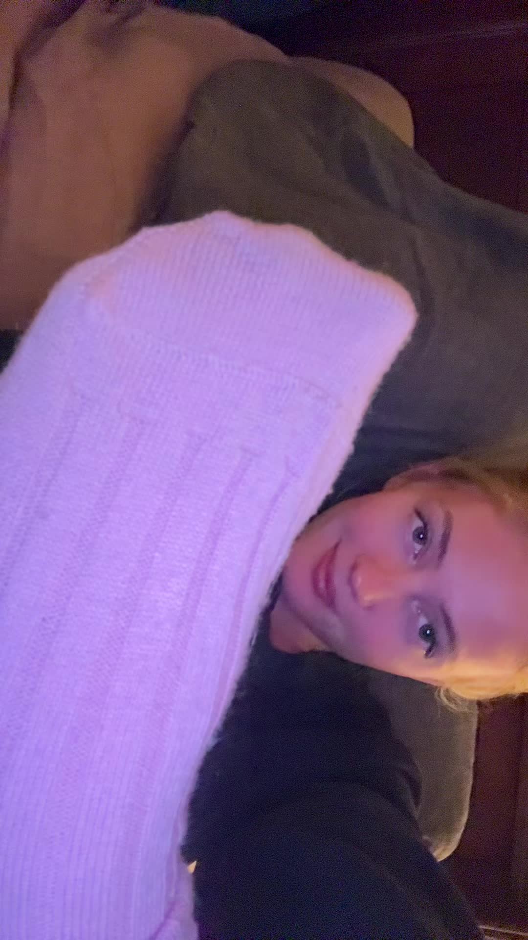 @thefangbarbie