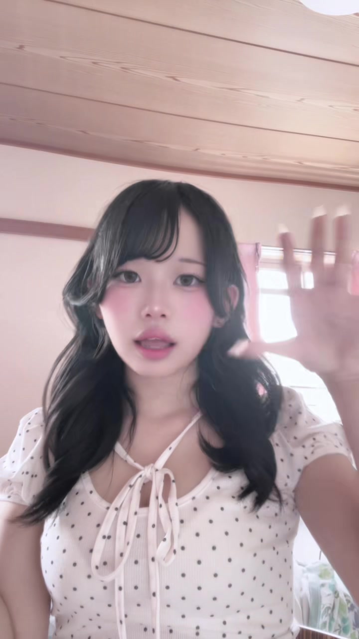 @まにゃ