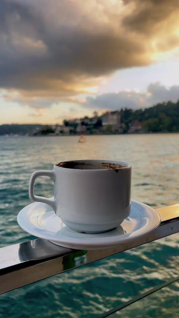 @𝓛𝓘̇🌺𝓝𝓔𝓢𝓢