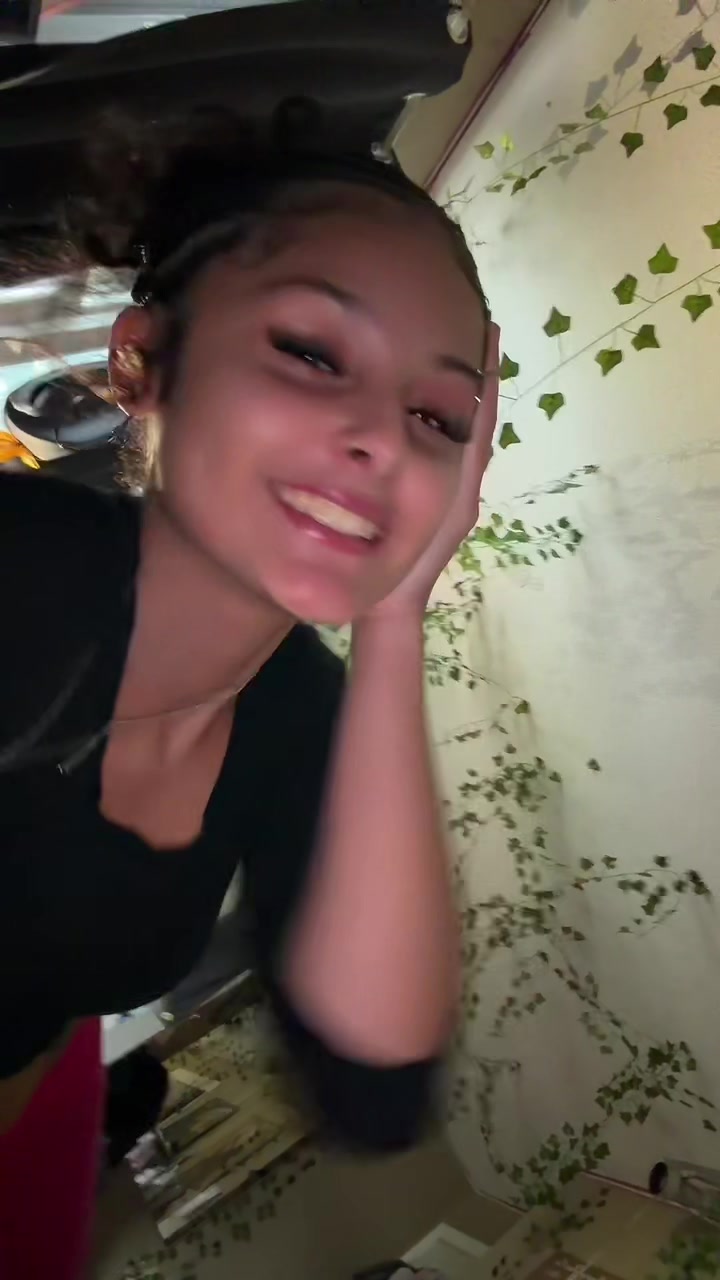 @️