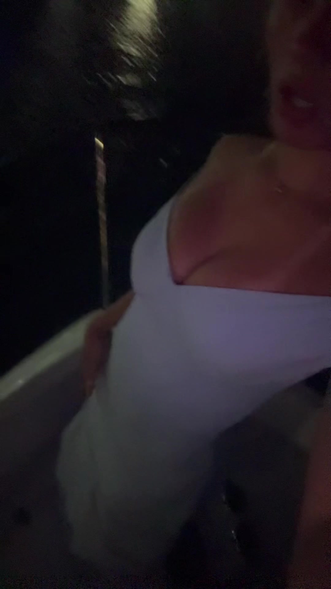 @ELLA TINO