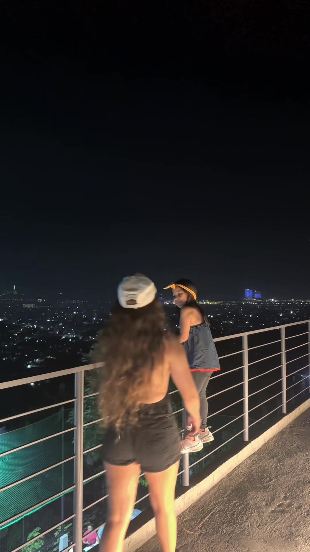 @𝘯𝘪𝘨𝘩𝘵𝘮𝘢𝘳𝘦🥀