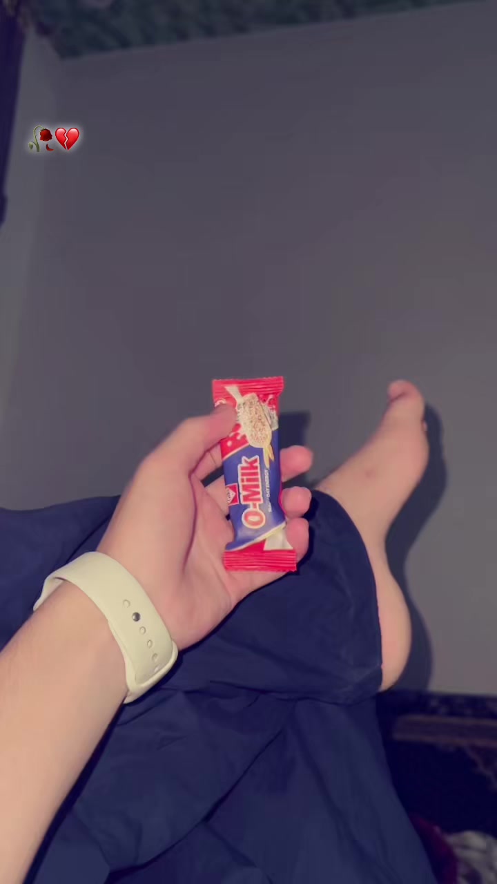@𝕔 𝕙 𝕖 𝕣 𝕣 𝕪 🍒