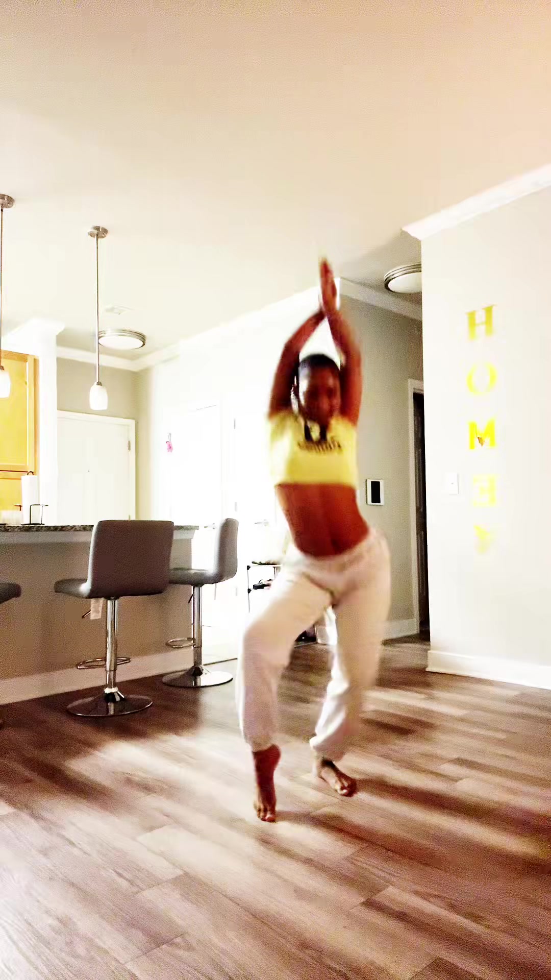 @quabae.