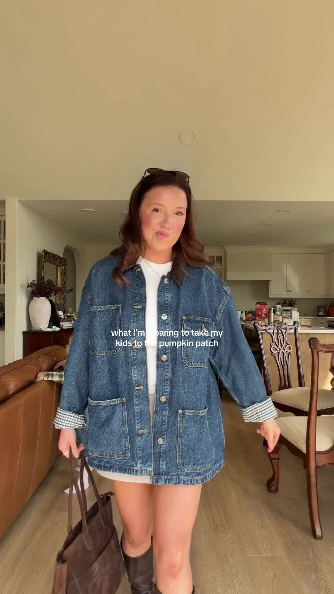 @Lauren | mom life + outfits