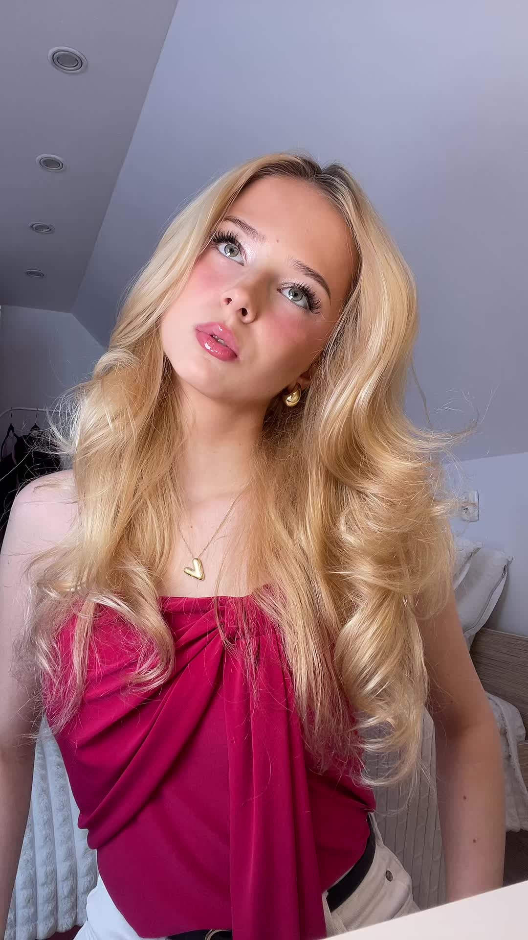 @Vicrossie🪽