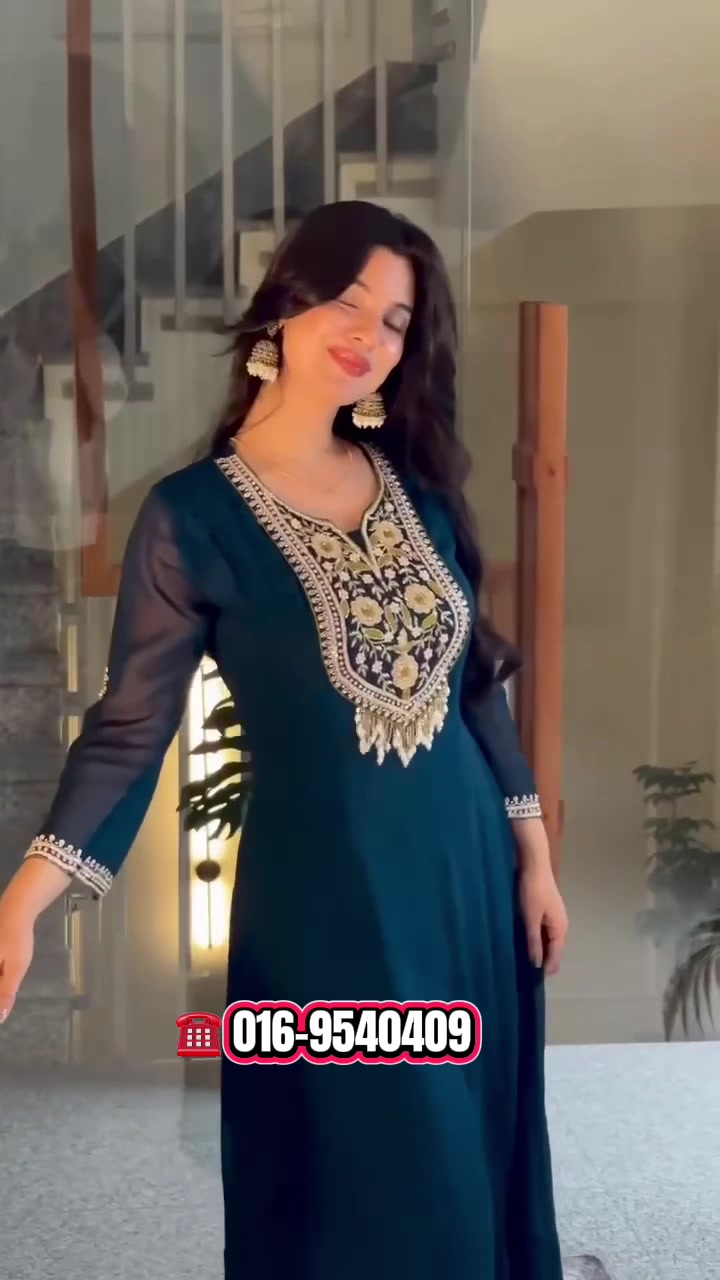 @Reekha's Collection🖤