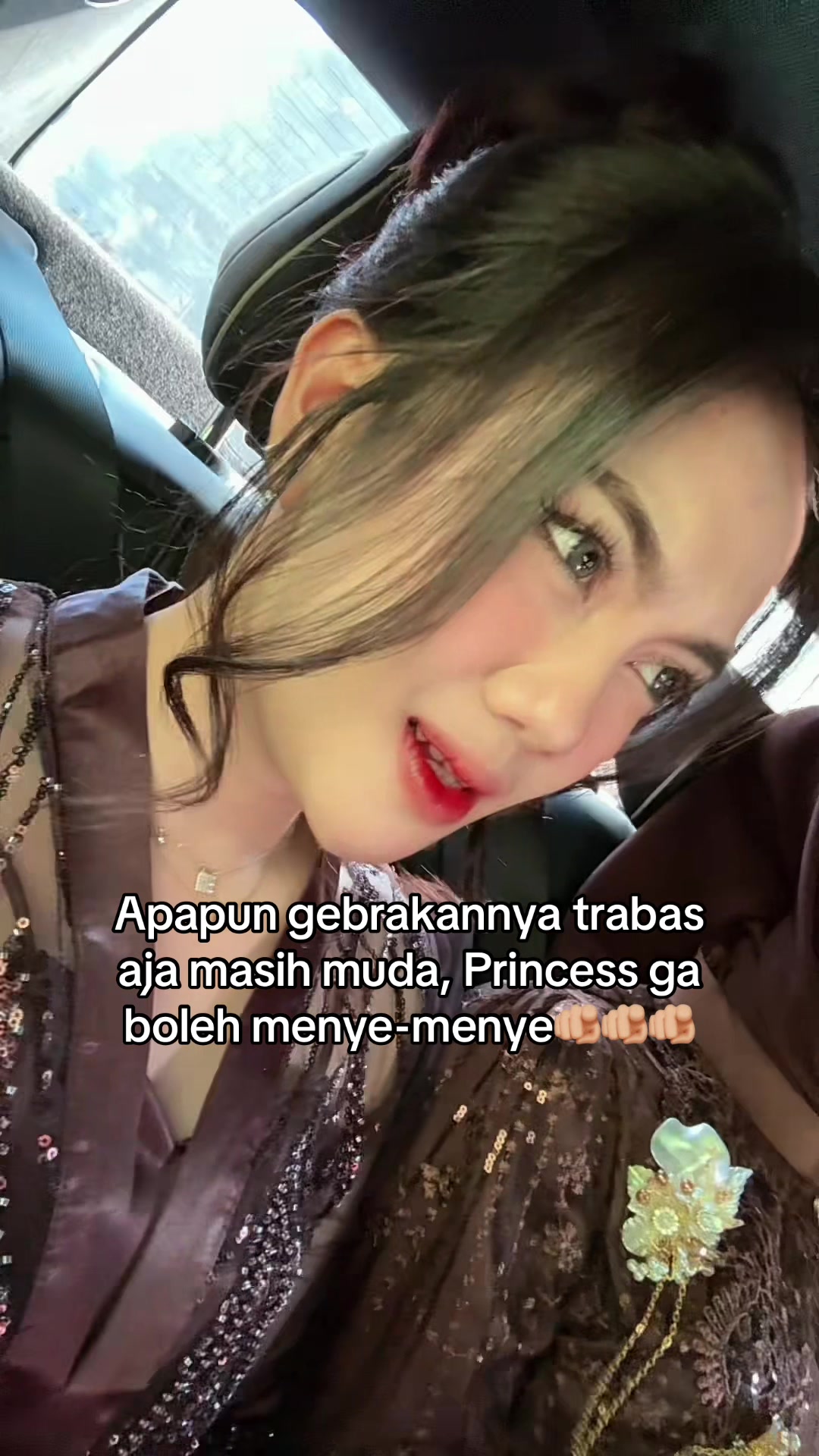 @AGNESSTANIA