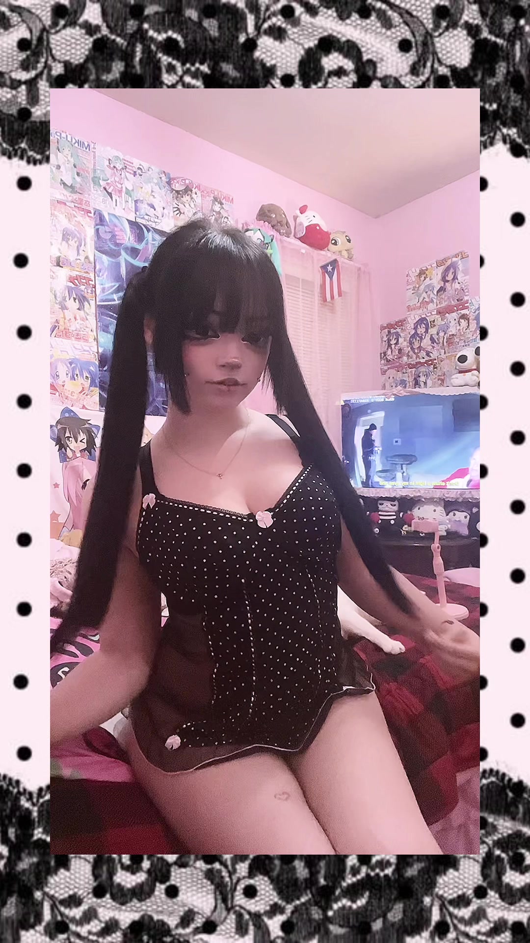 @ᗢ Ria