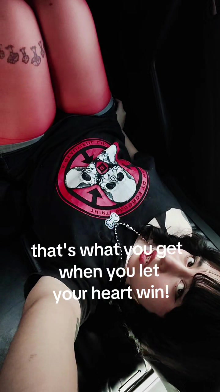 @Vampyra🦇