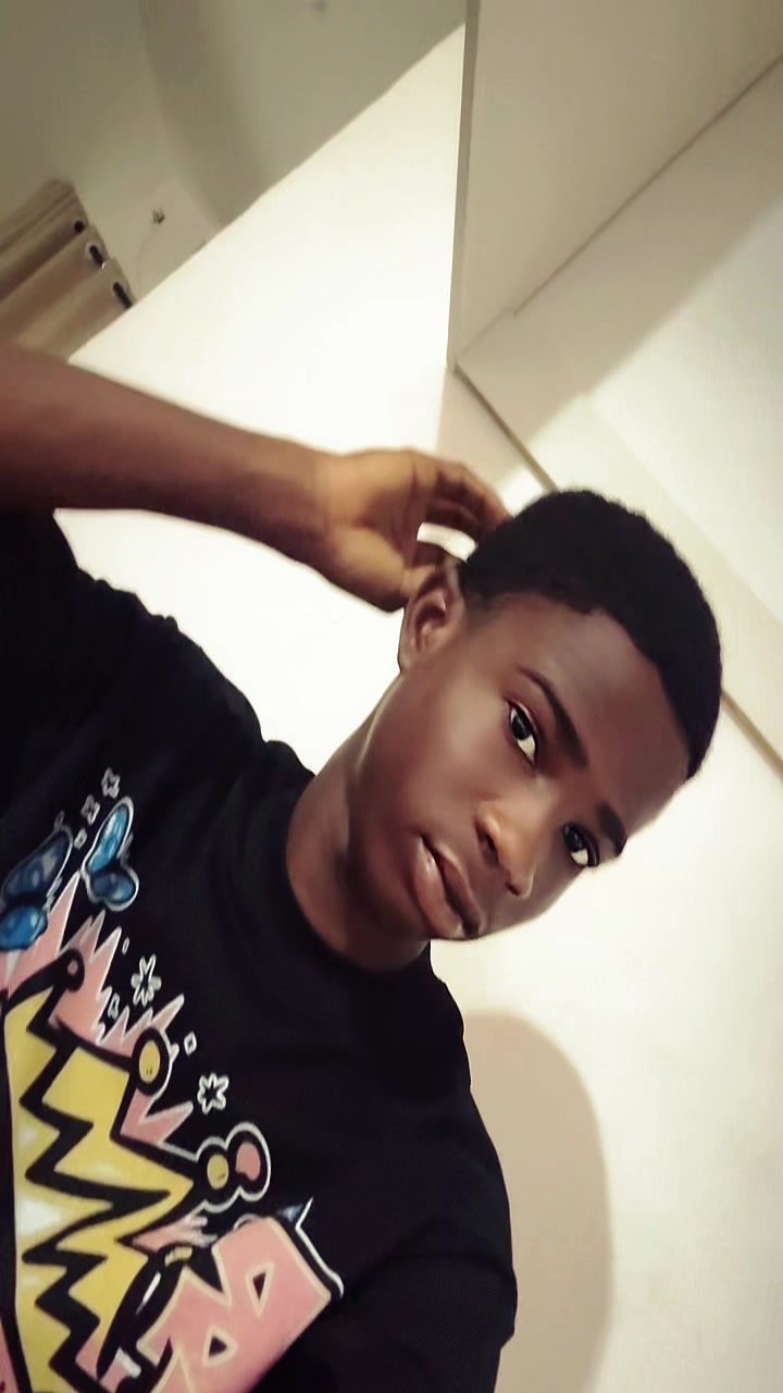 @Dfw_Smaller🛍️🐐