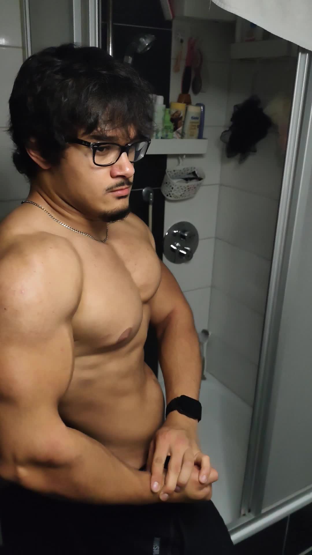 @János
