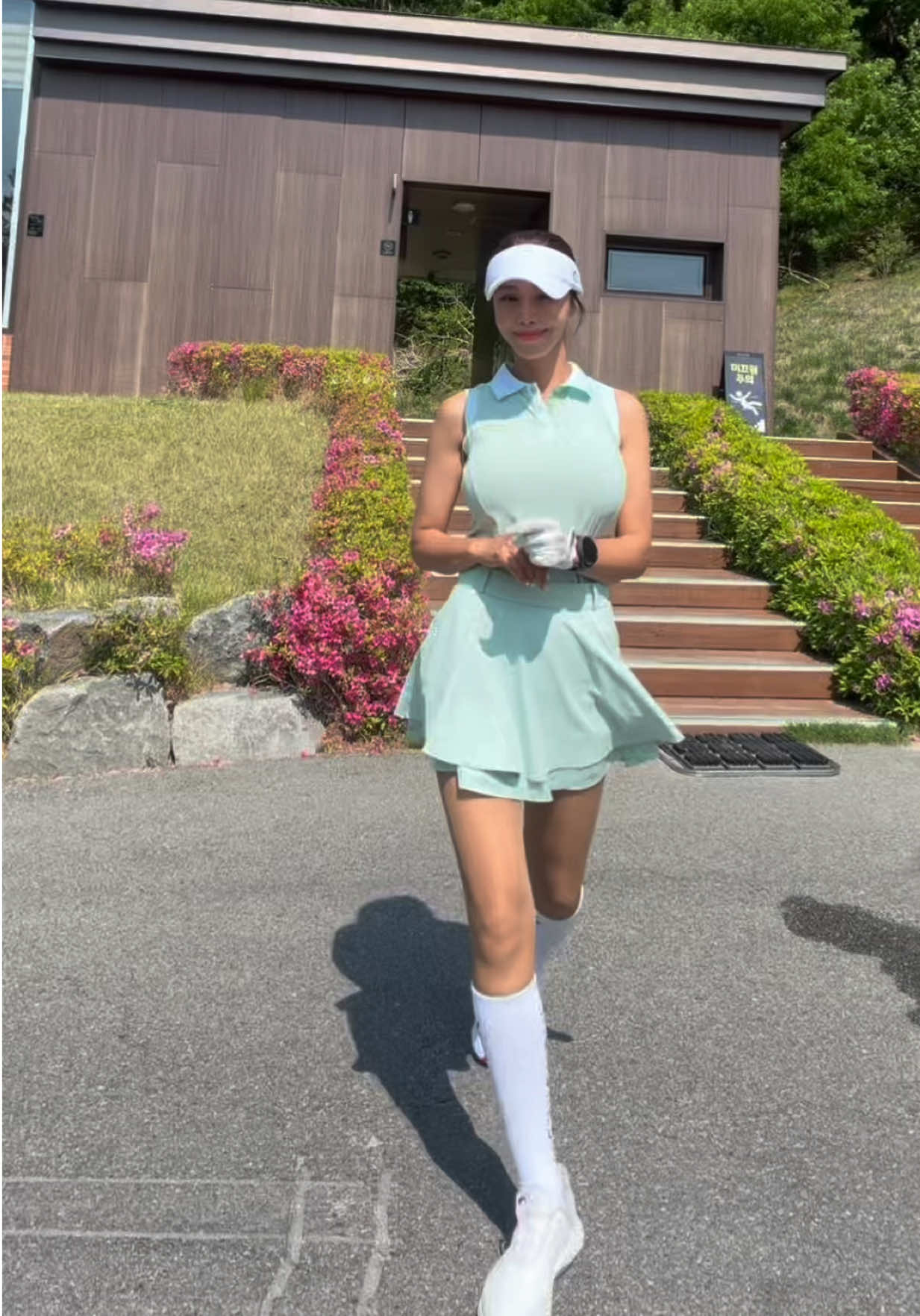 @MINJU1975